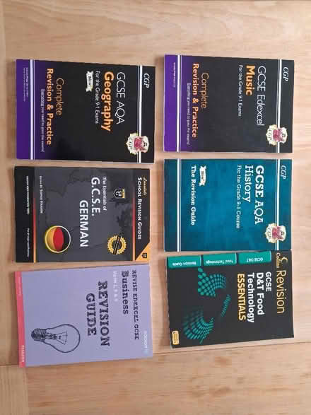 Photo of free GCSE Revision Guides (Harrogate HG2) #1