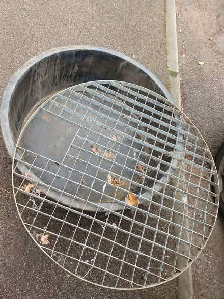 Photo of free fountain feature (New Greens AL3) #1