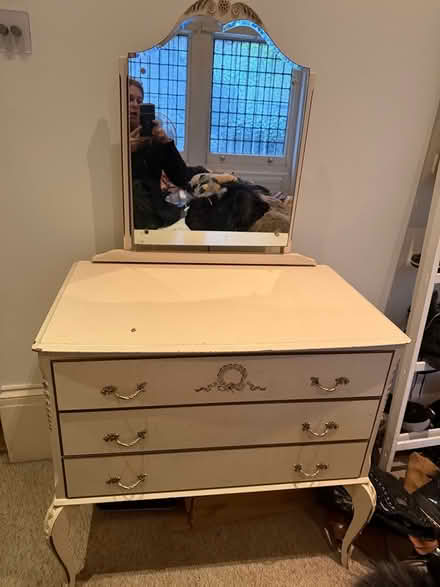 Photo of free Dresser (Sw74nt) #1