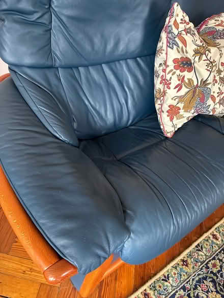 Photo of free Dark blue sofa (East Twickenham TW1) #2