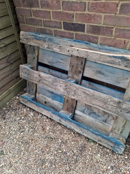 Photo of free Pallet, anybody wants it? (Bray SL6) #1
