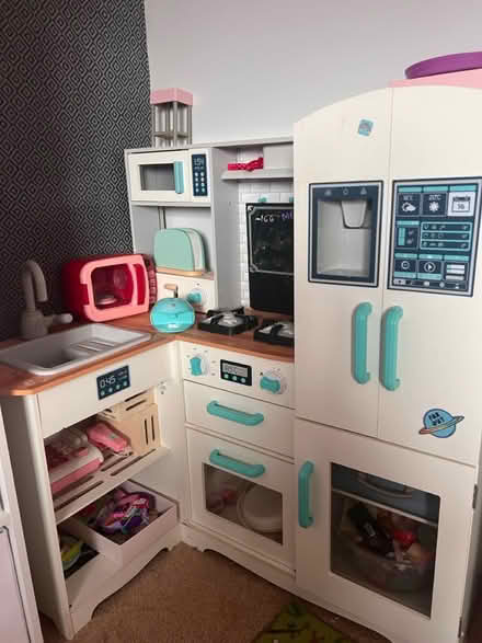 Photo of free Children Play Kitchen (WN1) #1