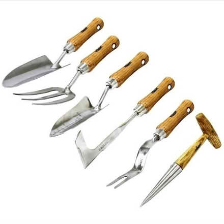 Photo of Trowel (HU8 james reckitt) #1