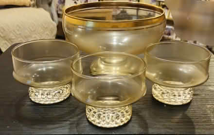 Photo of free Trifle Bowl and 3 x Trifle Dishes (Stanground PE2) #1