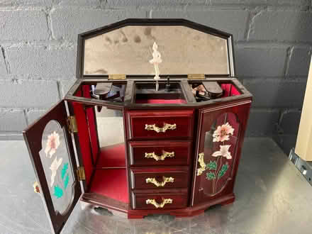 Photo of free Musical Jewellery box (DE56 - Duffield) #2
