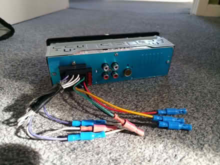 Photo of free Single DIN car radio (Bluetooth, SD, USB) (Altofts WF6) #2