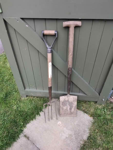 Photo of free Garden fork & spade (Calcot RG31) #1