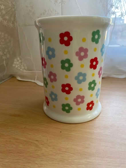 Photo of free Cath Kidston Utensil Pot/Vase (Cheltenham Fairview GL52) #1