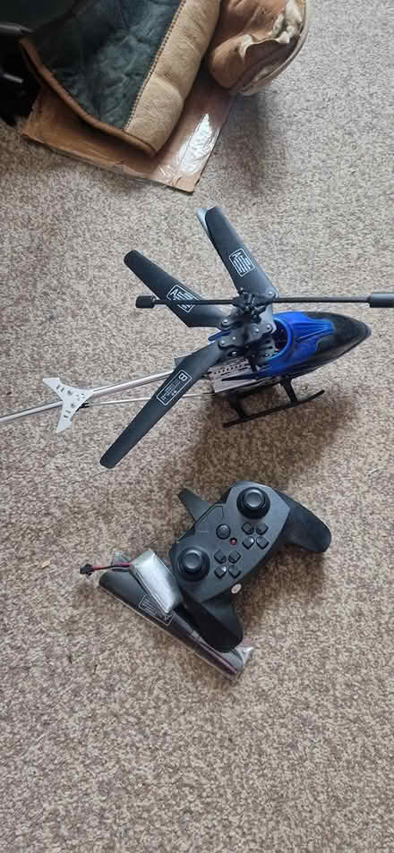 Photo of free Rc helicopter (Liss gu33) #1