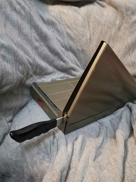 Photo of free Guillotine, paper cutter (Broomhill S10) #1