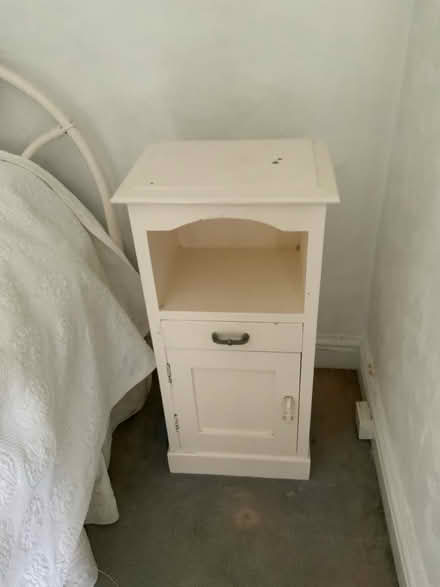 Photo of free Pair of bedside cabinets (TR15) #1
