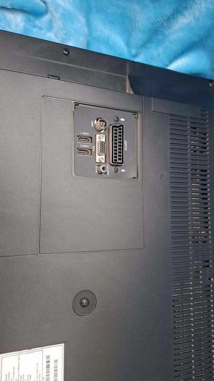 Photo of free TV 32 inch LCD (Parkwood Rainham ME8) #2