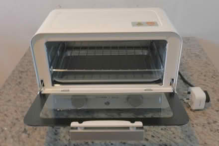 Photo of free Toaster Oven (Deptford SE8) #2