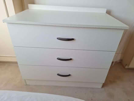 Photo of free Cream chest of drawers (Westcliff-on-sea SS0) #1