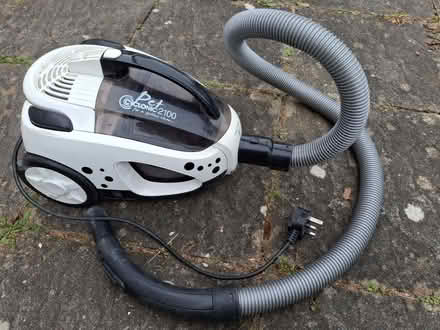 Photo of free Vacuum cleaner (Lexden CO3) #1