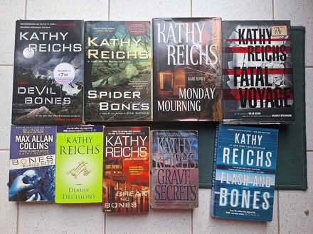 Photo of free Kathy Reichs books (9) (Hurontario and South Service) #1