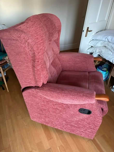 Photo of free Manual Recliner (Capell Avenue, WD3) #2