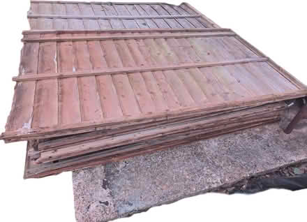 Photo of free Used Fence panels (Englefield Green TW20) #2