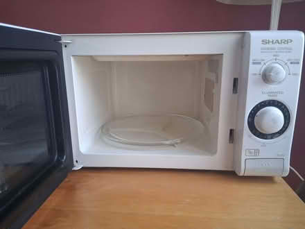 Photo of free Microwave - old but still functioning (New Marston OX3) #2