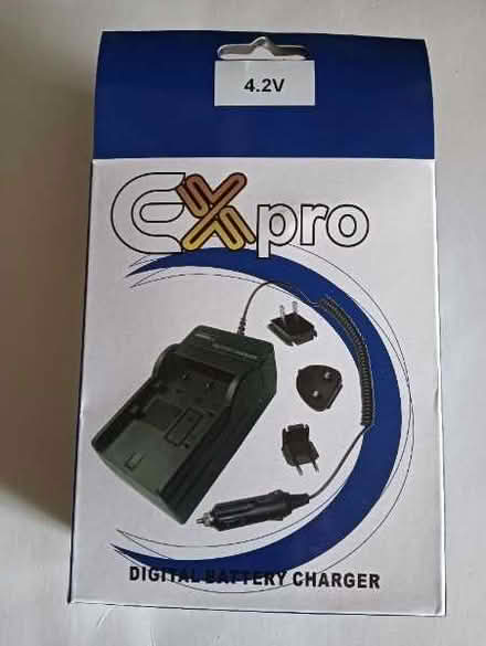 Photo of free digital battery charger (L24) #1