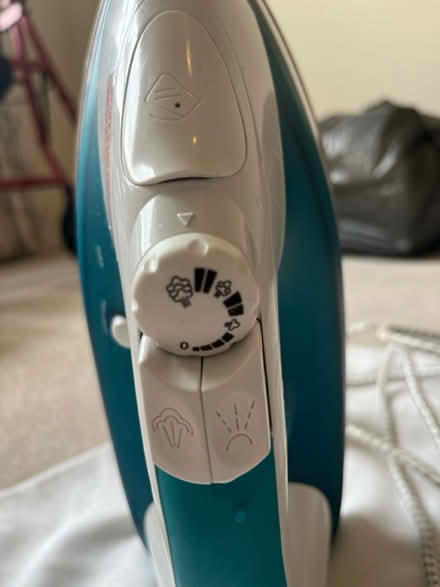 Photo of free Steam iron (Waterlooville PO7) #2