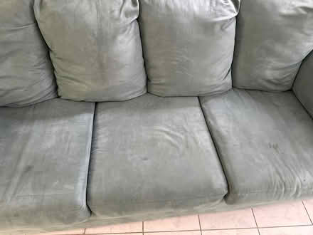 Photo of free Couch (206 evenview ct Jonesboro) #2