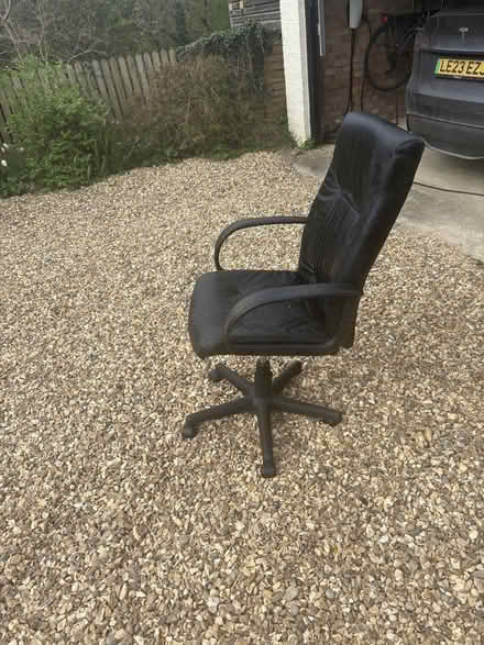 Photo of free Office chair (Dean Court OX2) #4