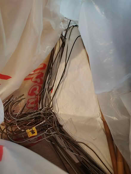 Photo of free random items (77040) #3