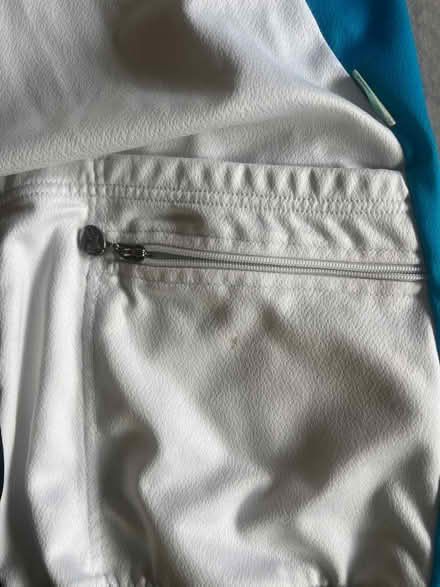 Photo of free Cycling jersey medium (E2 Bethnal Green) #3