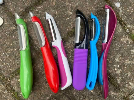 Photo of free Miscellaneous kitchen gadgets (Cogges OX28) #2