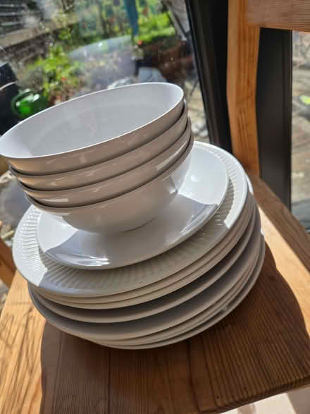 Photo of free White crockery (Florence Park OX4) #1