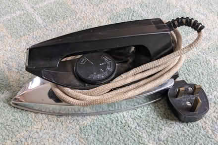 Photo of free Philips Iron - not steam (Caldy Valley CH3) #1