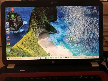 Photo of free HP Pavilion W10 Laptop - Reset (B90 shirley) #1