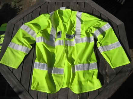 Photo of free Hi Viz Florescent Jacket (Ruddington NG11) #1