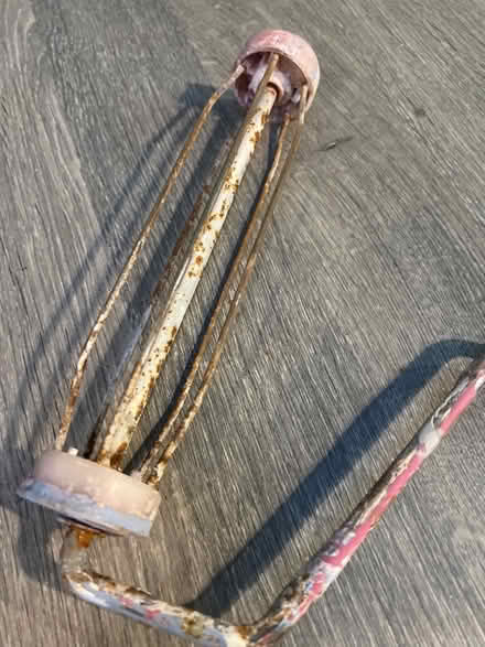 Photo of free Paint roller. Used but good working condition (Southsea PO4) #3