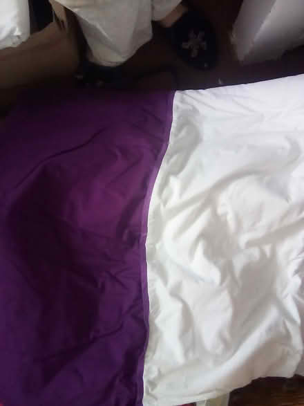 Photo of free Single Size Quilt Cover And Pillowcase (CT9) #3