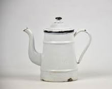 Photo of free Box of enamelled tinware (Dunfermline KY11) #2