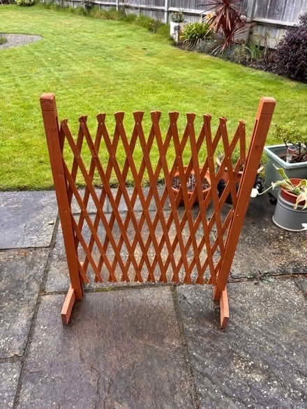 Photo of free Expanding trellis (UpperHale GU9) #2