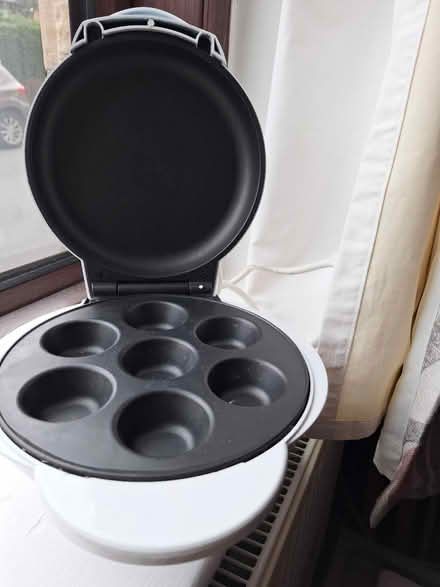 Photo of free Tesco cupcake maker (Walkley S6) #3