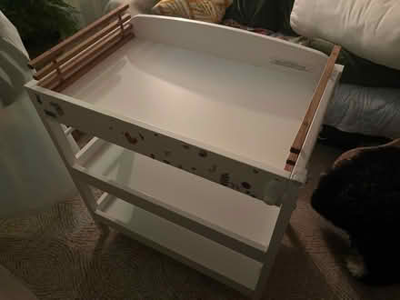 Photo of free Changing table (Stoke Newington N16) #1