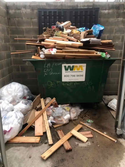 Photo of free scrap wood behind LA fitness (Edgewater) #1