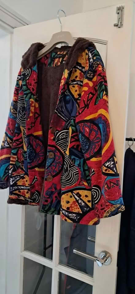 Photo of free Jacket (B20) #2