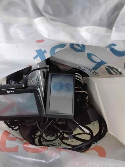 Photo of free DESKTOP PC (old) + Satnavs (CT15) #2