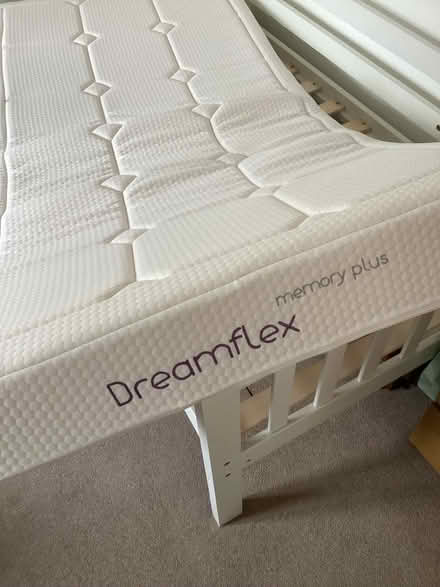 Photo of free Child/adult bed with mattress - in excellent condition (West Wickham BR4) #3