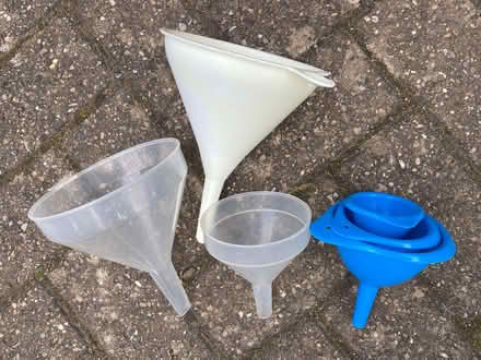 Photo of free Jugs & funnels (Cogges OX28) #3