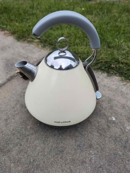 Photo of free Kettle (Calcot RG31) #1