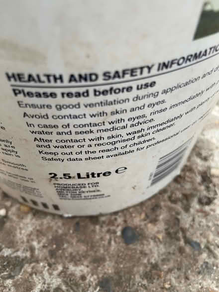 Photo of free White external masonry paint approx 1.5-2 litres (Amersham Common HP7) #2