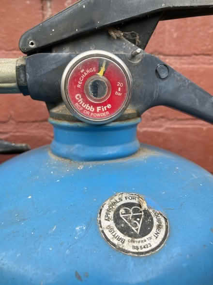 Photo of free 2 fire extinguishers (Greenhill S8) #2