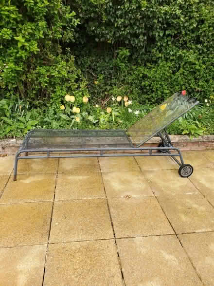 Photo of free garden furniture (Woodley RG5) #2