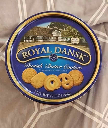 Photo of free Cookie tin (Medford ma) #1